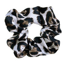 Load image into Gallery viewer, Solid Lady Hair Scrunchies Ring Elastic Hair Bands Pure Color Bobble Sports Dance Velvet Soft Charming Scrunchie Hairband