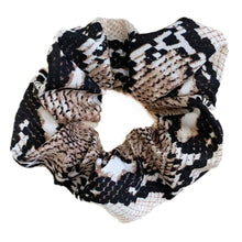 Load image into Gallery viewer, Solid Lady Hair Scrunchies Ring Elastic Hair Bands Pure Color Bobble Sports Dance Velvet Soft Charming Scrunchie Hairband
